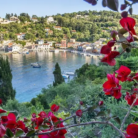 Arthur House Longos (Paxos)