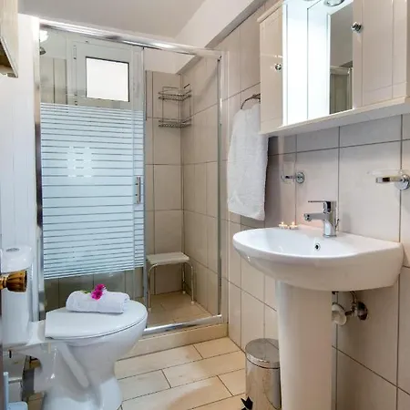 Вилла Arthur House *